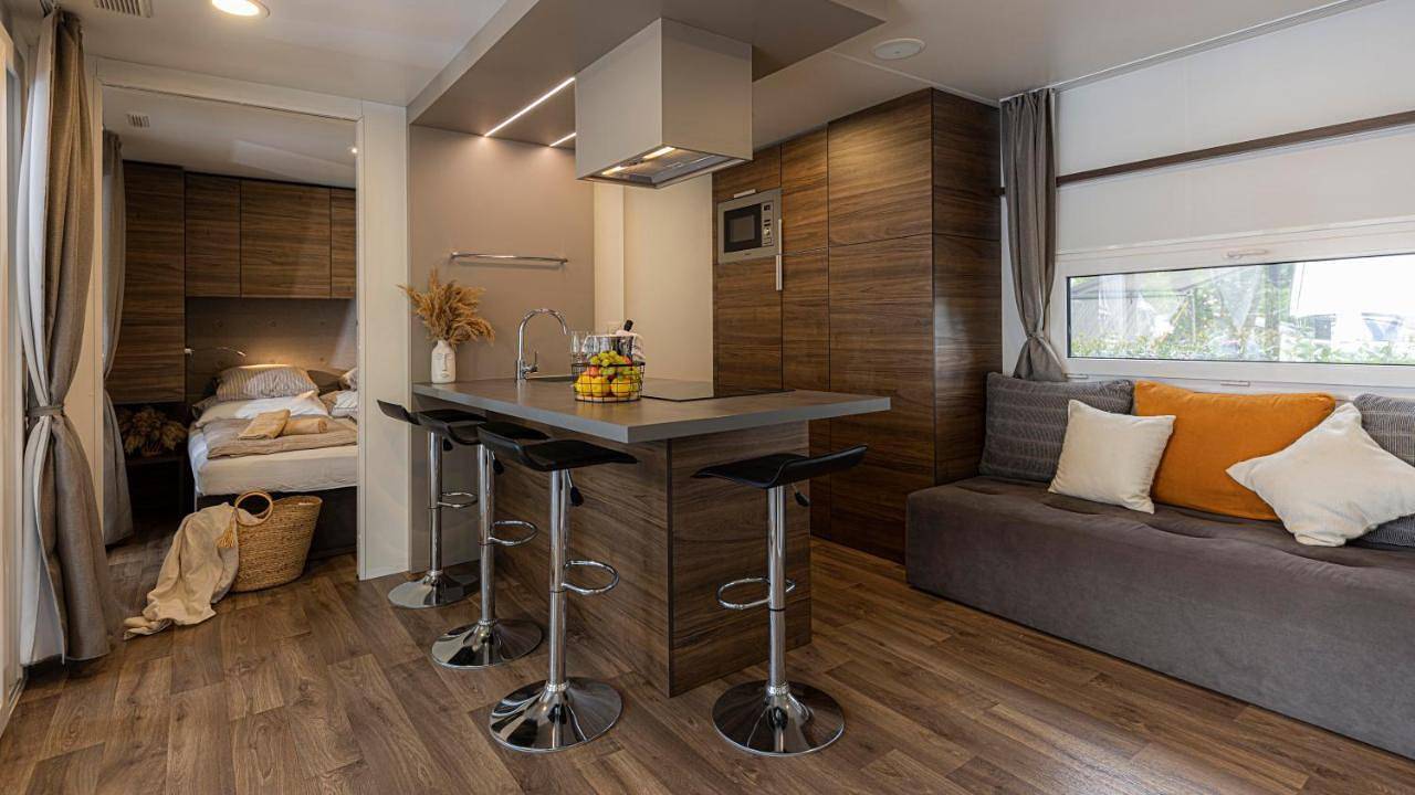 Two-Bedroom Safari Tent in Funtana, Vrsar-Funtana