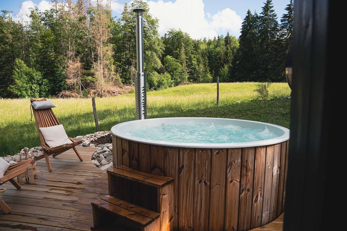 Apartamento entero, Gite plain pied dans ancienne ferme en pierre - bain nordique et sauna in Prémanon, Parc naturel régional du Haut-Jura