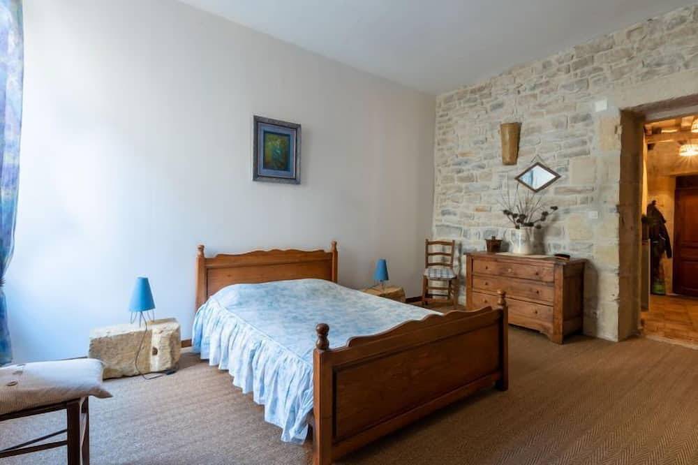 Entire apartment, Belles Pierres by Interhome in Calvisson, Nimes region