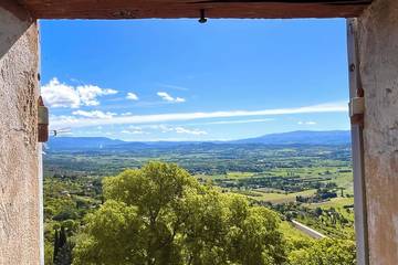 Gîte pour 4 personnes dans Village de Gordes
