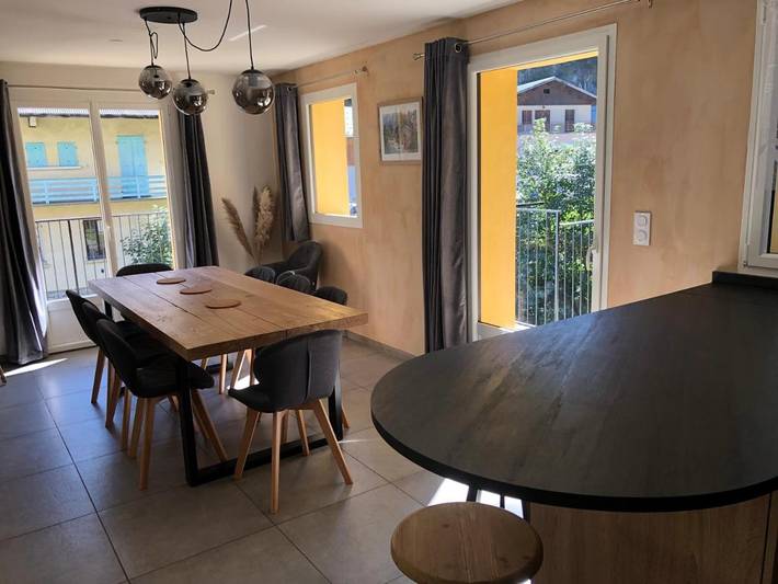 Gîte pour 8 personnes, avec vue et balcon dans Office De Tourisme De Beaufort - 3