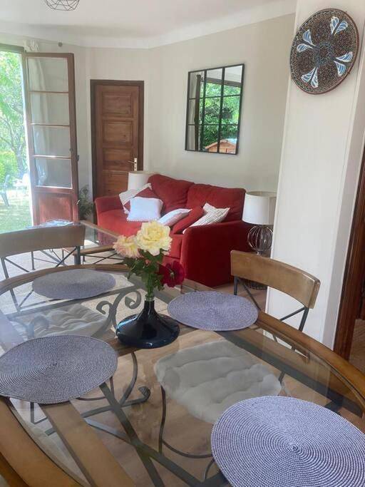 Chalet pour 6 personnes, avec vue ainsi que jardin et bassin pour enfant, animaux acceptés à Valdeblore - 4