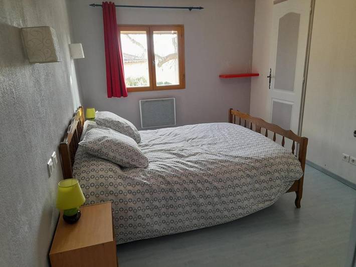 Location de vacances pour 7 personnes, avec jardin et piscine, animaux acceptés à Brens - 4