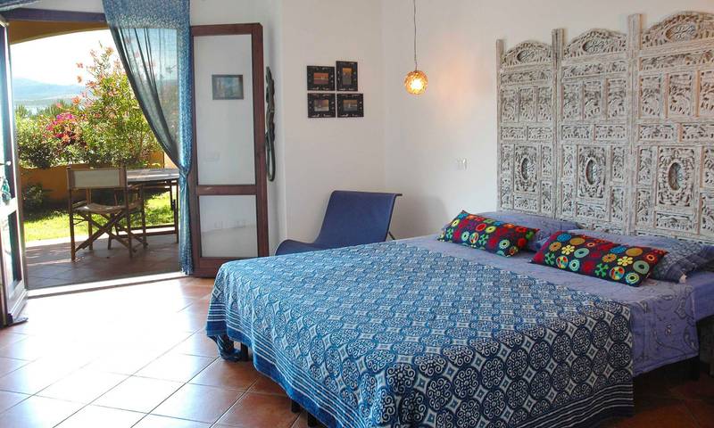Gîte pour 4 personnes, avec jardin à Porto Pino - 2
