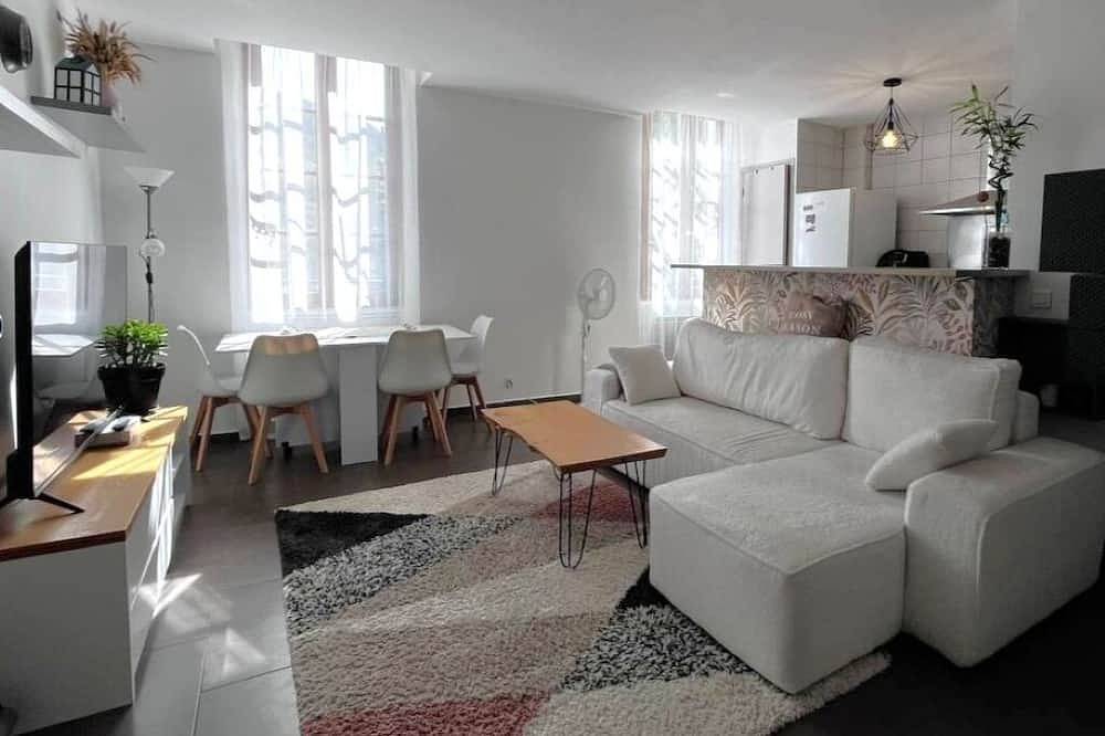 Appartement entier, Appartement T3 de Charme au Cœur de Provence in Salernes, Région de Draguignan