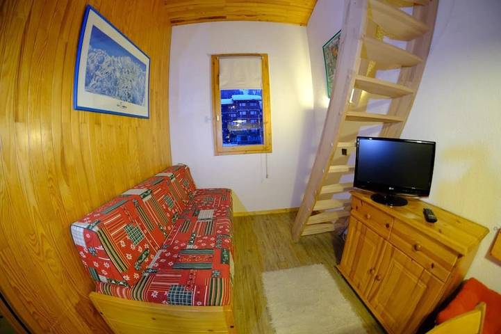 Ganze Wohnung, Charmante 2-Zimmer-Wohnung mit Zwischengeschoss (Méribel-Mottaret) | Charming 1 Bett w / Mezzanine in Méribel-Mottaret, Les Allues
