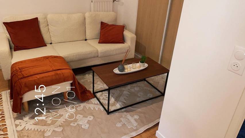 Gîte pour 2 personnes, avec vue à Romainville - 2