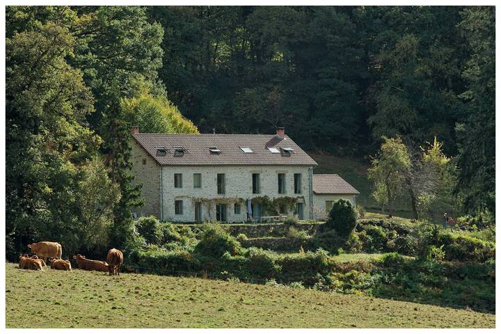 Gîte pour 12 personnes, avec Terrasse et Jardin