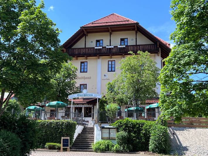 Gästehaus, mit Terrasse und Garten in Bernau am Chiemsee