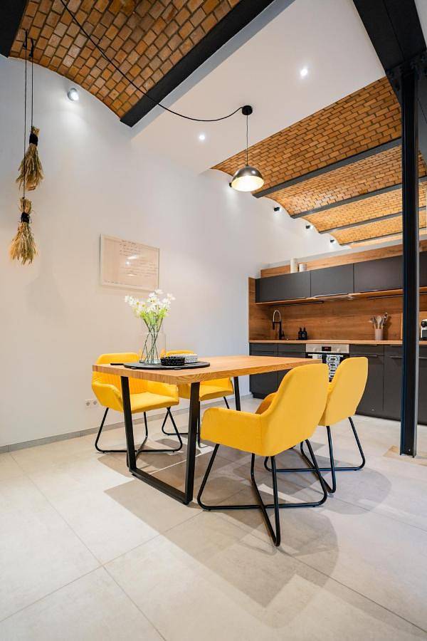 Ferienwohnung für 4 Personen, mit Sauna und Ausblick sowie Terrasse, mit Haustier in Wiesbaden - 4