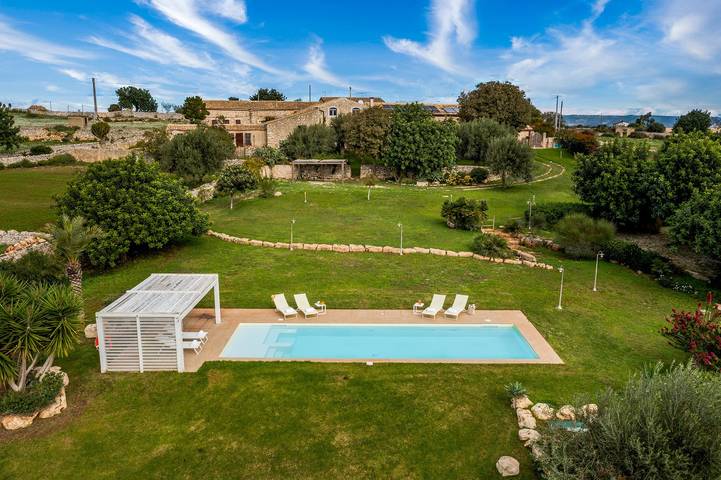 Villa per 6 persone, con Giardino a Rosolini