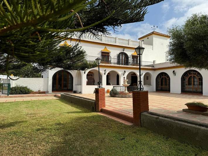Villa voor 20 personen, met Tuin en Zwembad in Vejer de la Frontera