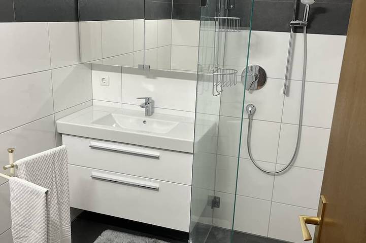 Gîte pour 3 personnes, avec balcon à Bregenz - 4