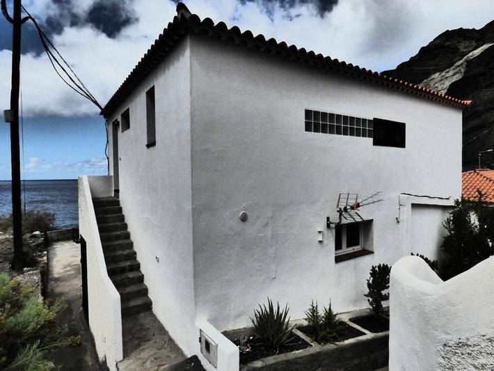 Gîte pour 2 personnes, avec terrasse dans Alojera - 2