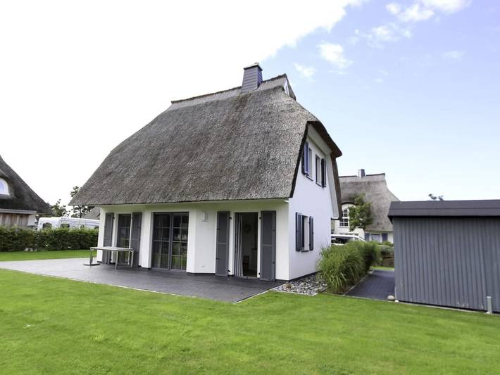 Ganze Ferienwohnung, Swanenhuus in Fuhlendorf, Vorpommern-Rügen