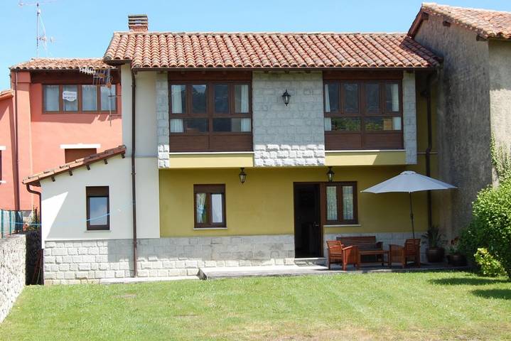 Casa de vacaciones para 4 personas, con Balcón/Terraza y Jardín en Llanes
