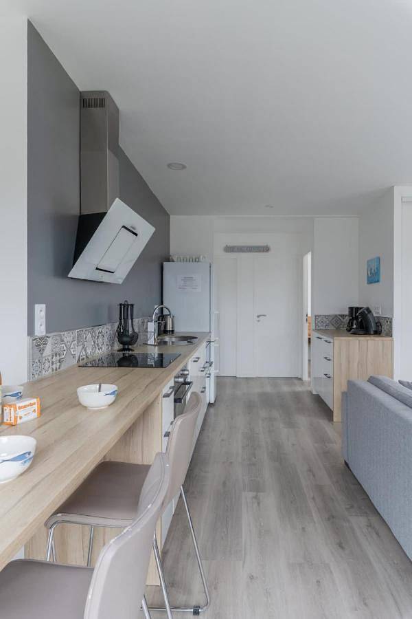 Gîte pour 4 personnes, avec terrasse dans Plage de Tréompan - 4