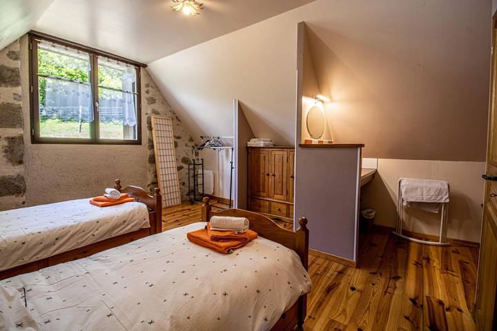 Gîte pour 6 personnes, avec terrasse et jardin à Arras-en-Lavedan - 4