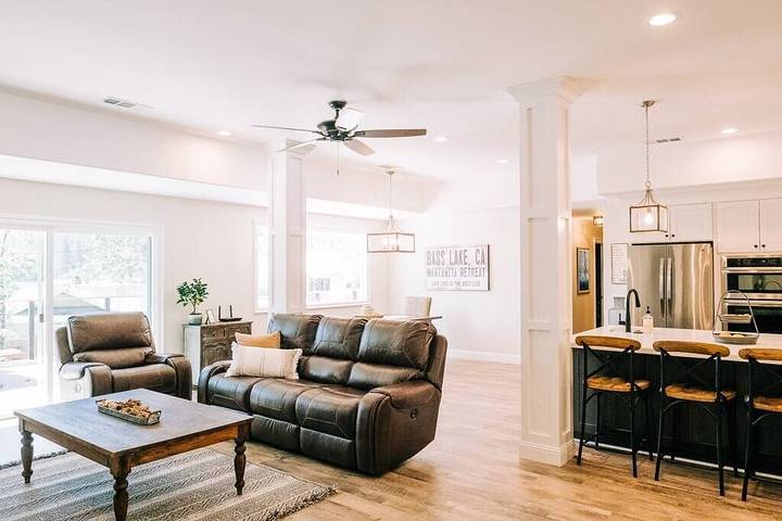 Vacation rental for 10 people, with yard and terrace in Bass Lake