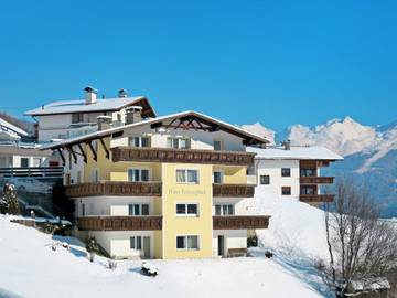 Ferienwohnung für 8 Personen, mit Garten und Balkon in Kappl
