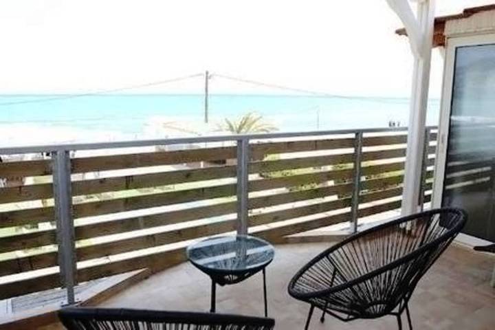 Gîte pour 4 personnes, avec jardin ainsi que piscine et terrasse dans Amoudara - 4