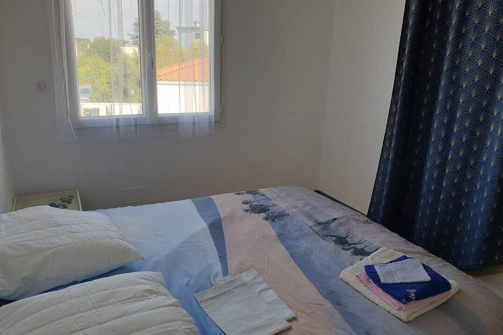 Maison années 50 totalement réhabilitée et climatisée  a 500m de la plage in Royan, Côte de Beauté
