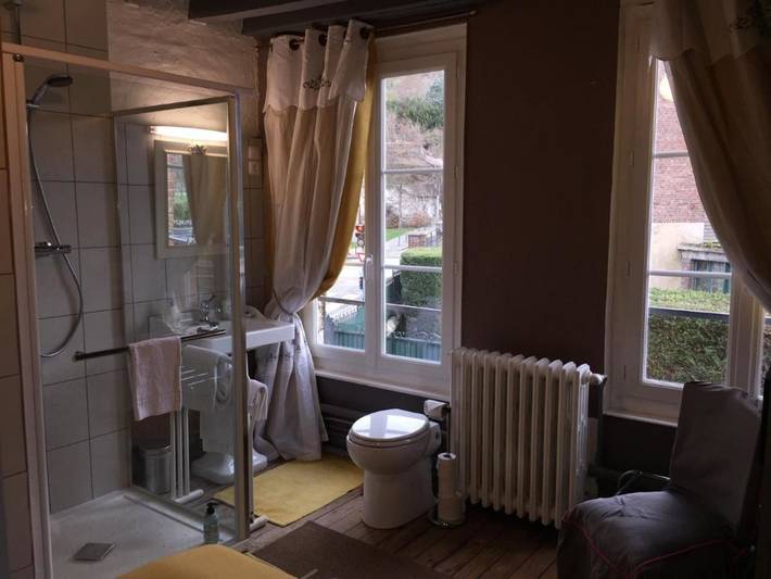 Location de vacances pour 2 personnes, avec vue ainsi que jardin et terrasse à Les Andelys - 2