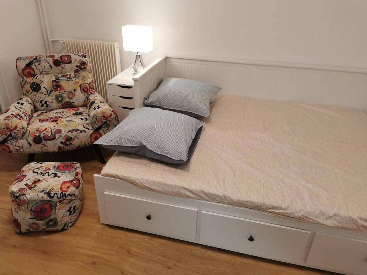 Appartement entier, One-Bedroom Apartment in Chambourcy, Yvelines