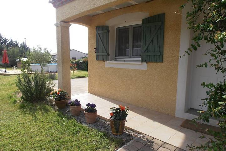 Gîte pour 5 personnes, avec terrasse et jardin à Lecques