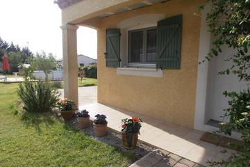 Gîte pour 5 personnes, avec jardin à Lecques