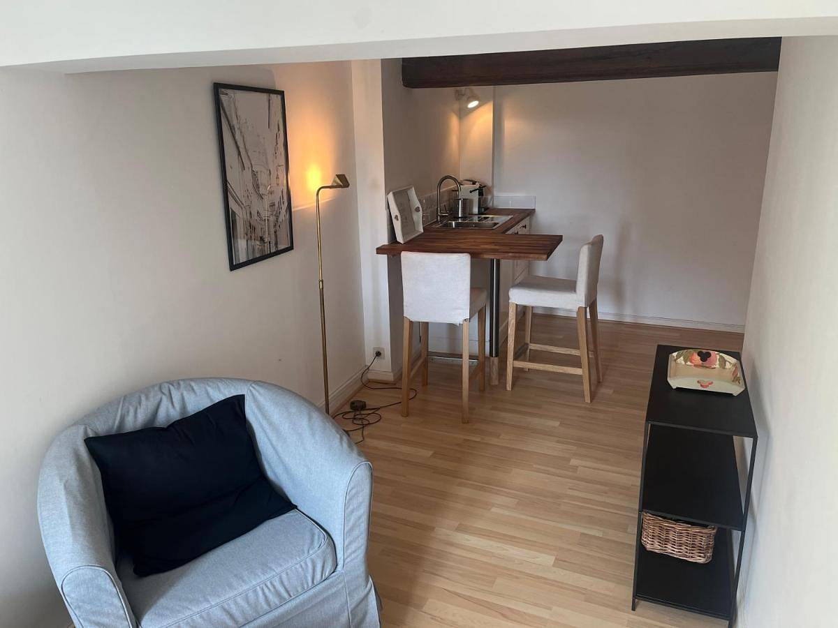 One-Bedroom Apartment in Aubeterre-sur-Dronne, Charente