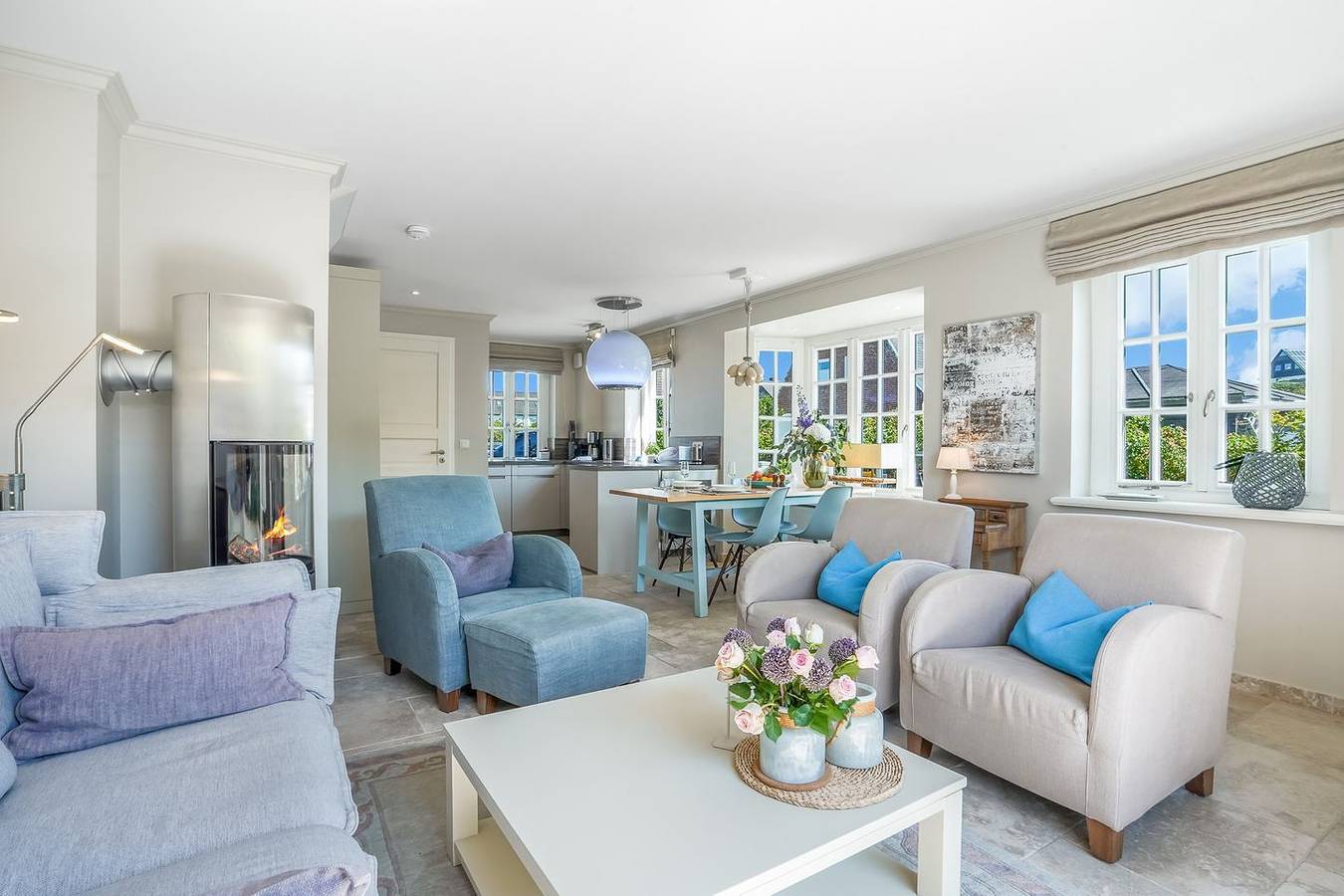 Modernes Ferienhaus mit 3 Schlafzimmern mit Terrasse, Strandkorb und Kamin in Hörnum, Sylt