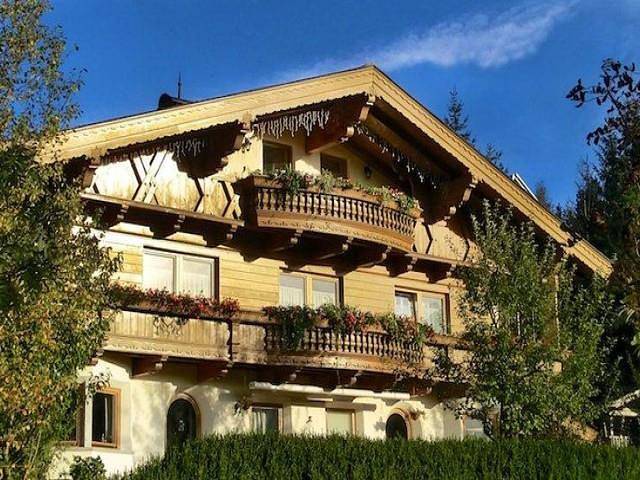 Ferienwohnung für 3 Personen, mit Balkon und Terrasse sowie Garten in Saalbach-Hinterglemm-Leogang