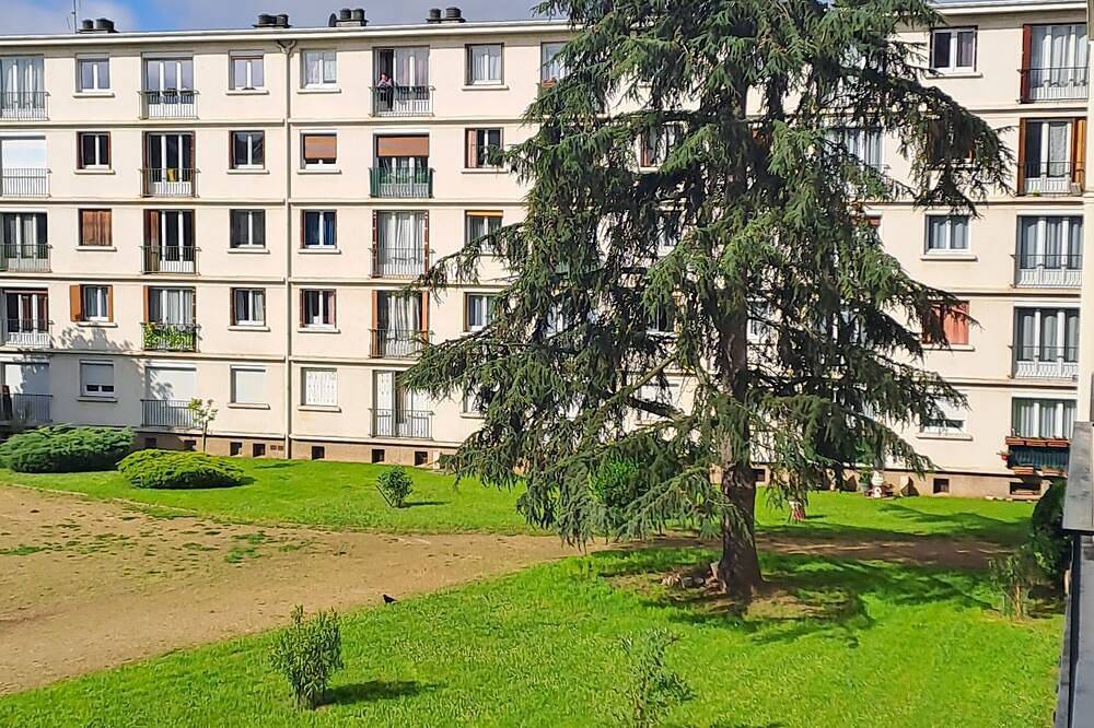 Entire apartment, Room at 7 minute areport d'orly in Thiais, Val-de-Marne