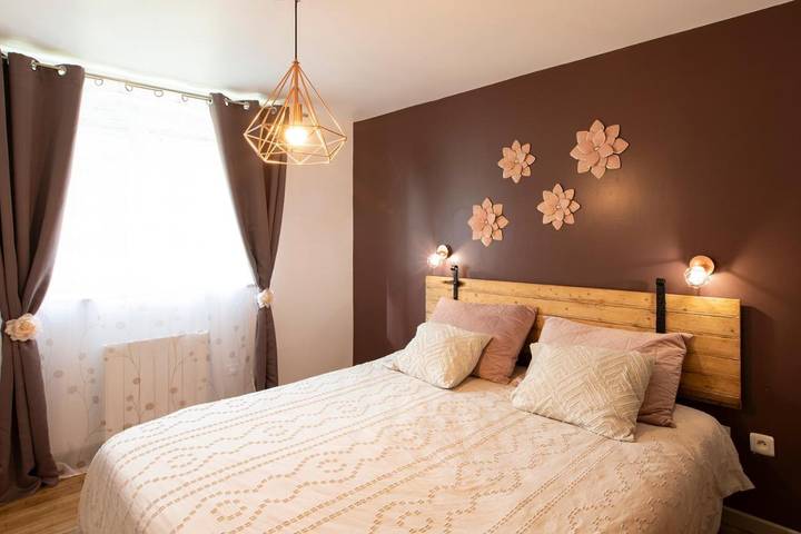 Gîte pour 2 personnes, avec jardin et piscine ainsi que jacuzzi et sauna à Beynat - 4