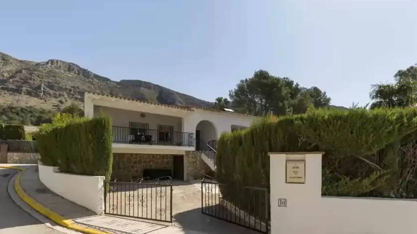 Villa für 9 Personen, mit Garten und Pool, mit Haustier - 1
