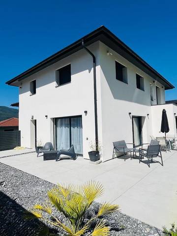 Gîte pour 7 personnes, avec jardin, animaux acceptés à Seyssel