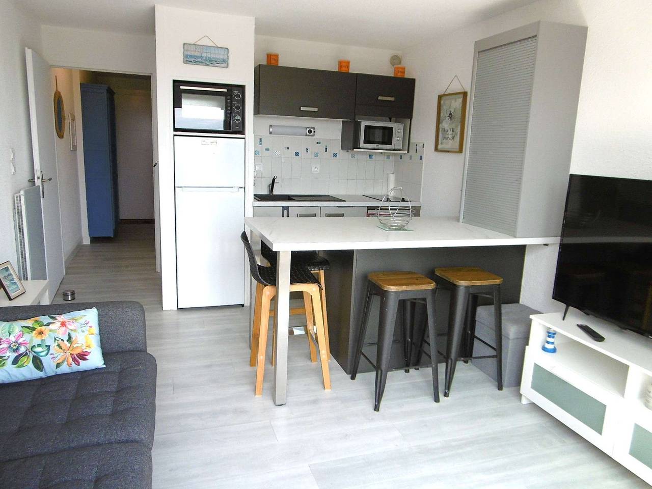 Appartement entier, Appartement 2 pièces 2 à 4 personnes à 500 m de la plage Wifi in Sarzeau, Côte des Mégalithes