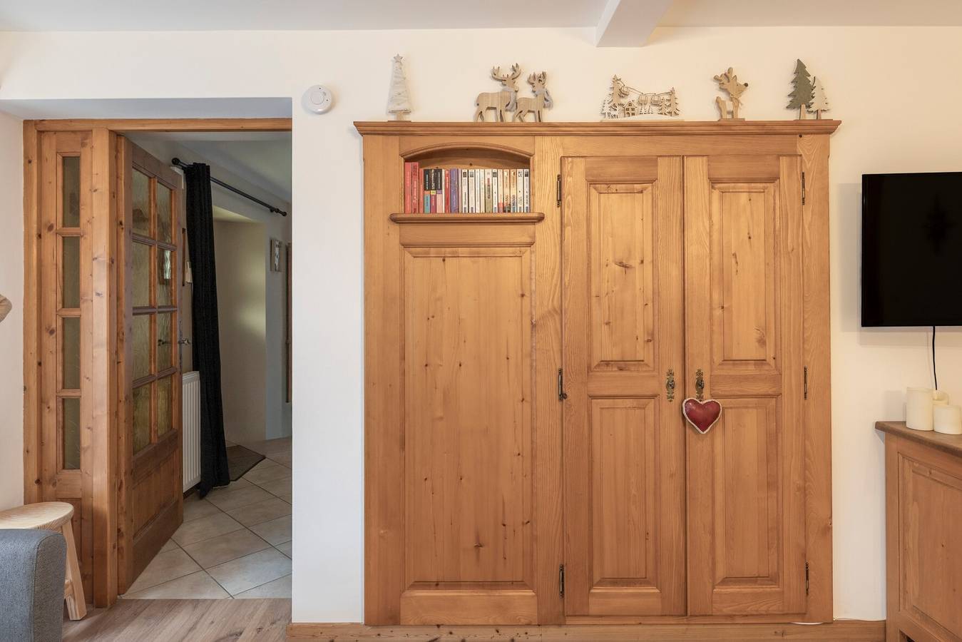 Appartement entier, Appartement « La Tanière » : vue montagne, terrasse et jardin privatifs in Saint-Gervais-les-Bains, Pays du Mont-Blanc