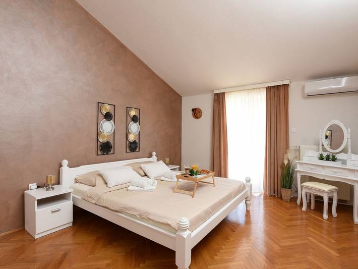 Ferienhaus für 8 Personen, mit Terrasse, mit Haustier in Zadar (Kommun) - 3