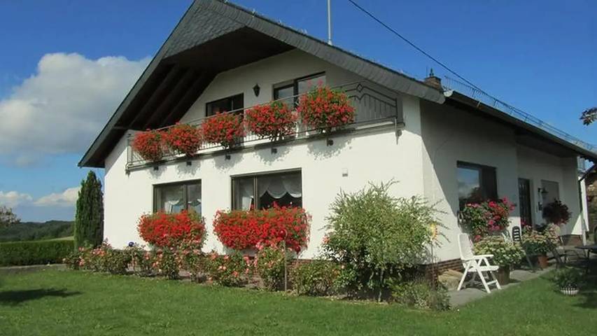 Ferienwohnung für 4 Personen, mit Garten