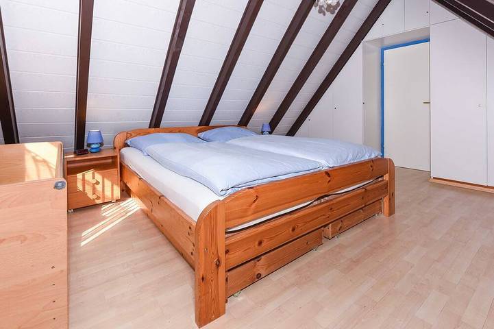 Ferienhaus für 5 Personen, mit Garten und Terrasse sowie Sauna in Bensersiel - 4