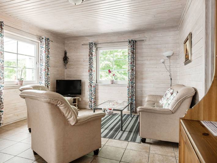 Ferienhaus für 6 Personen, mit Garten und Sauna sowie Seeblick in Schweden - 3