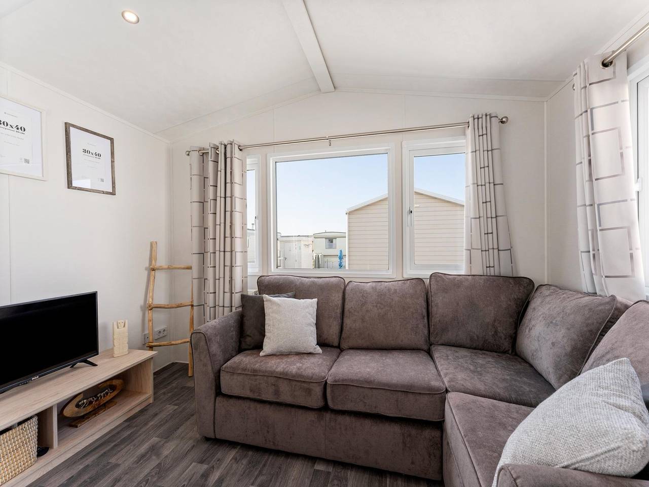 Comfortabele stacaravan in Middelkerke in Westende, Middelkerke