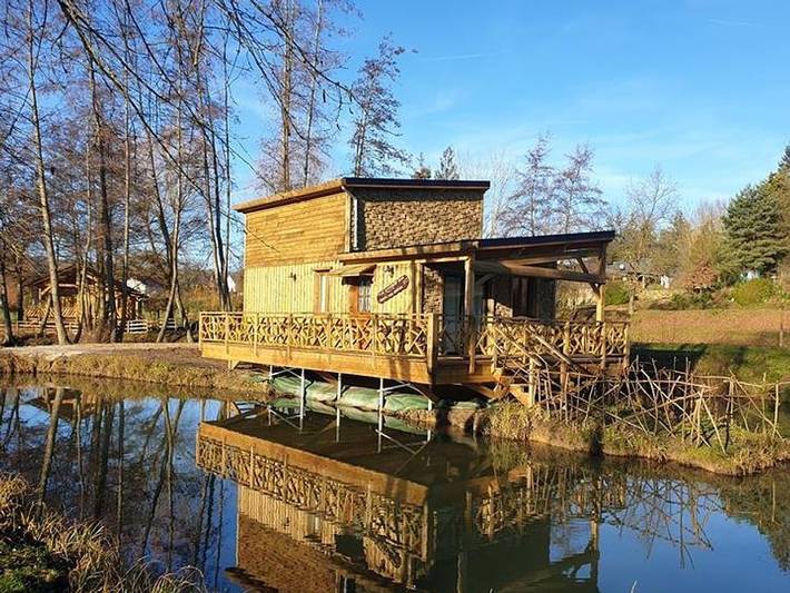Camping Les Etangs Du Moulin - Safarizelt 2 personen - Cabane du Castor (Sauna,Dusche,Badewanne,Holzofen) in Suzy, Aisne
