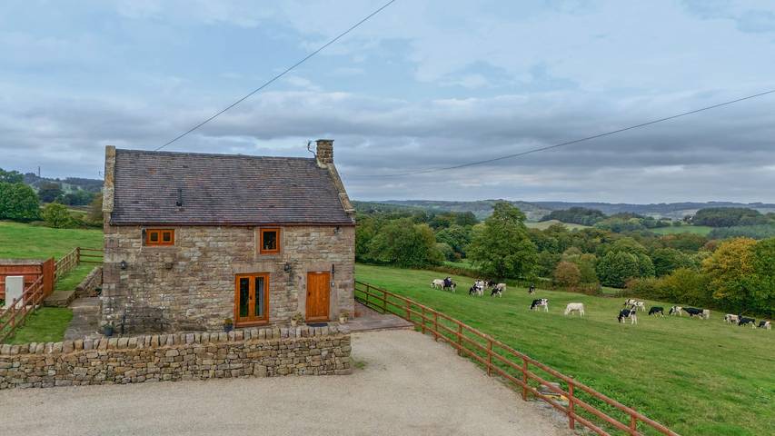 Lane Head Cottage in Alderwasley, Derbyshire