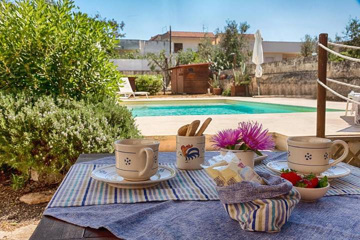 B&b per 2 persone, con panorama e giardino nonché piscina a Santa Maria al Bagno