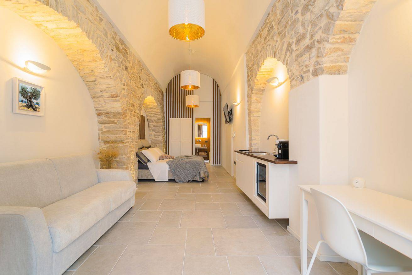 Ganze Wohnung, White Cave in Bitonto, Bari Provinz