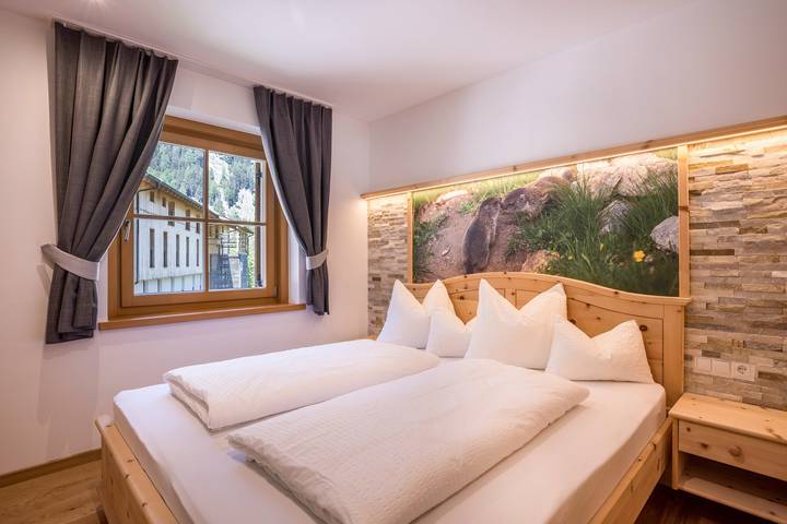 Appartamento intero, Appartamento 'Lechnerhof Fane Alm' vicino all'area sciistica con vista sulle montagne e Wi-Fi in Valles, Rio di Pusteria