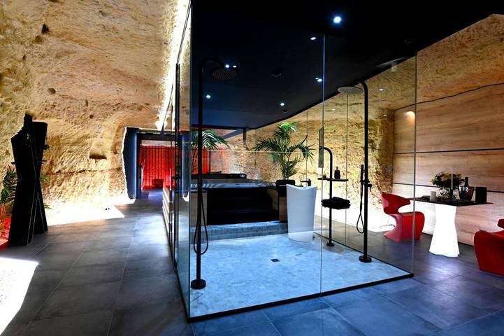 Hôtel pour 2 personnes, avec jacuzzi à Tours - 2